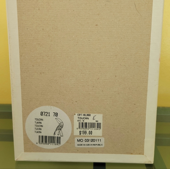 SOLD - Preciosa Crystal Toucan Figurine - Picture 8 of 8